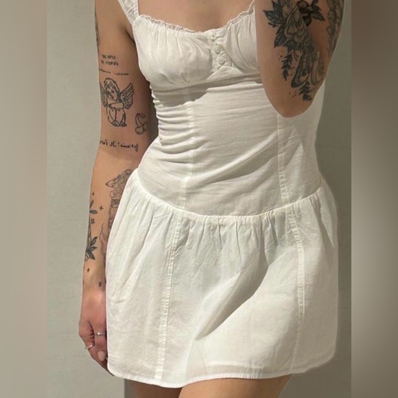 Garage Dresses & Skirts - Garage Drop Waist Milkmaid Mini White Sleeveless Dress